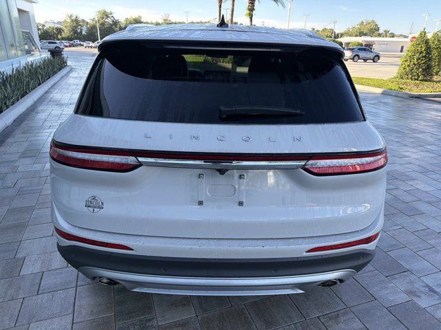 Certified 2023 Lincoln Corsair Reserve FWD image 3