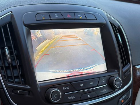 Used 2016 Buick Regal Premium w/ Driver Confidence Package #2 image 38