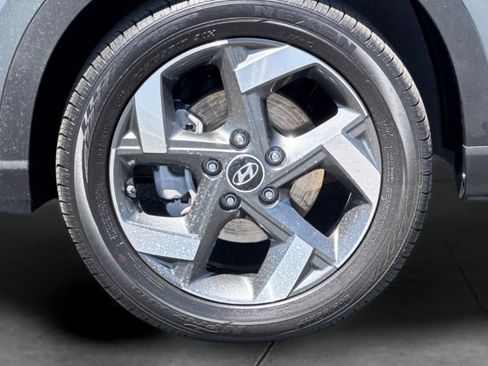 Certified 2026 Hyundai Venue SEL FWD image 29