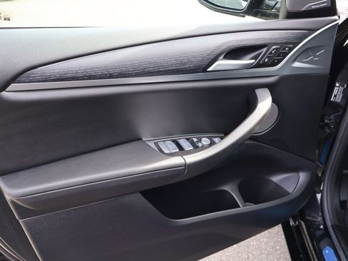 Used 2024 BMW X3 xDrive30i w/ Premium Package image 10