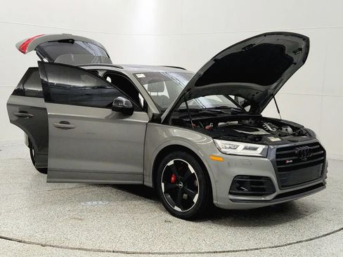 Used 2019 Audi SQ5 Prestige w/ Prestige Package image 9