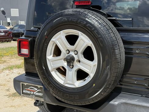 Used 2020 Jeep Wrangler Unlimited Sport S AWD/4WD image 22