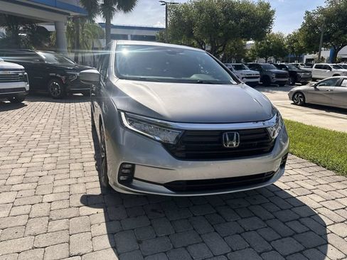Used 2024 Honda Odyssey EX-L image 17