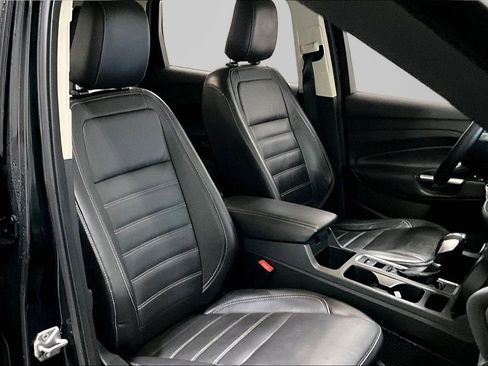 Used 2018 Ford Escape SEL image 28