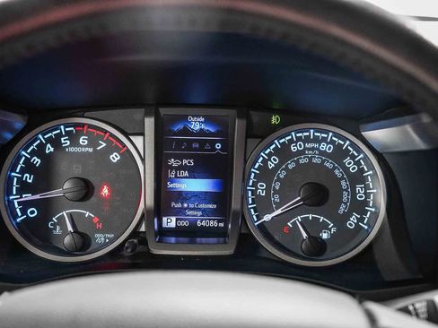 Certified 2019 Toyota Tacoma SR5 RWD image 25