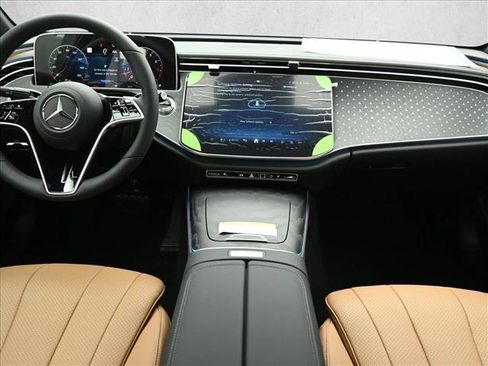 Certified 2026 Mercedes-Benz E 350 4MATIC Sedan image 20