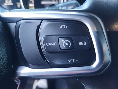 Used 2022 Jeep Wrangler Unlimited Rubicon 4xe AWD/4WD image 24