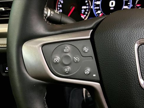 Used 2023 GMC Acadia AT4 w/ Technology Package AWD/4WD image 23
