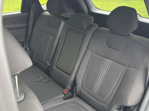 Used 2025 Hyundai Tucson SEL FWD image 31