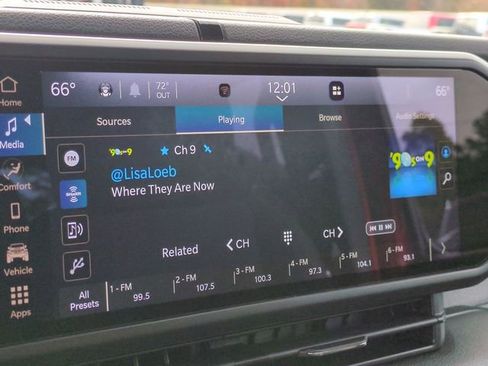 Used 2024 Jeep Gladiator Sport image 16