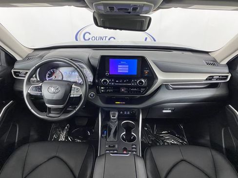 Certified 2025 Toyota Highlander XLE AWD/4WD image 15