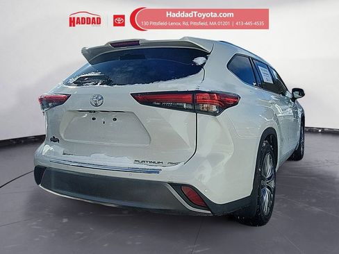 Certified 2020 Toyota Highlander Platinum image 5