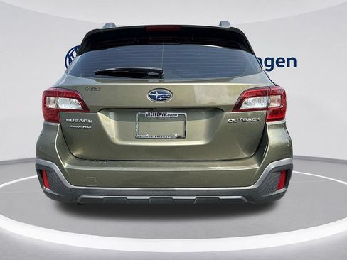 Used 2018 Subaru Outback 2.5i AWD/4WD image 4