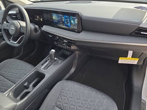 New 2026 Nissan Kicks SV w/ SV Premium Package FWD image 13