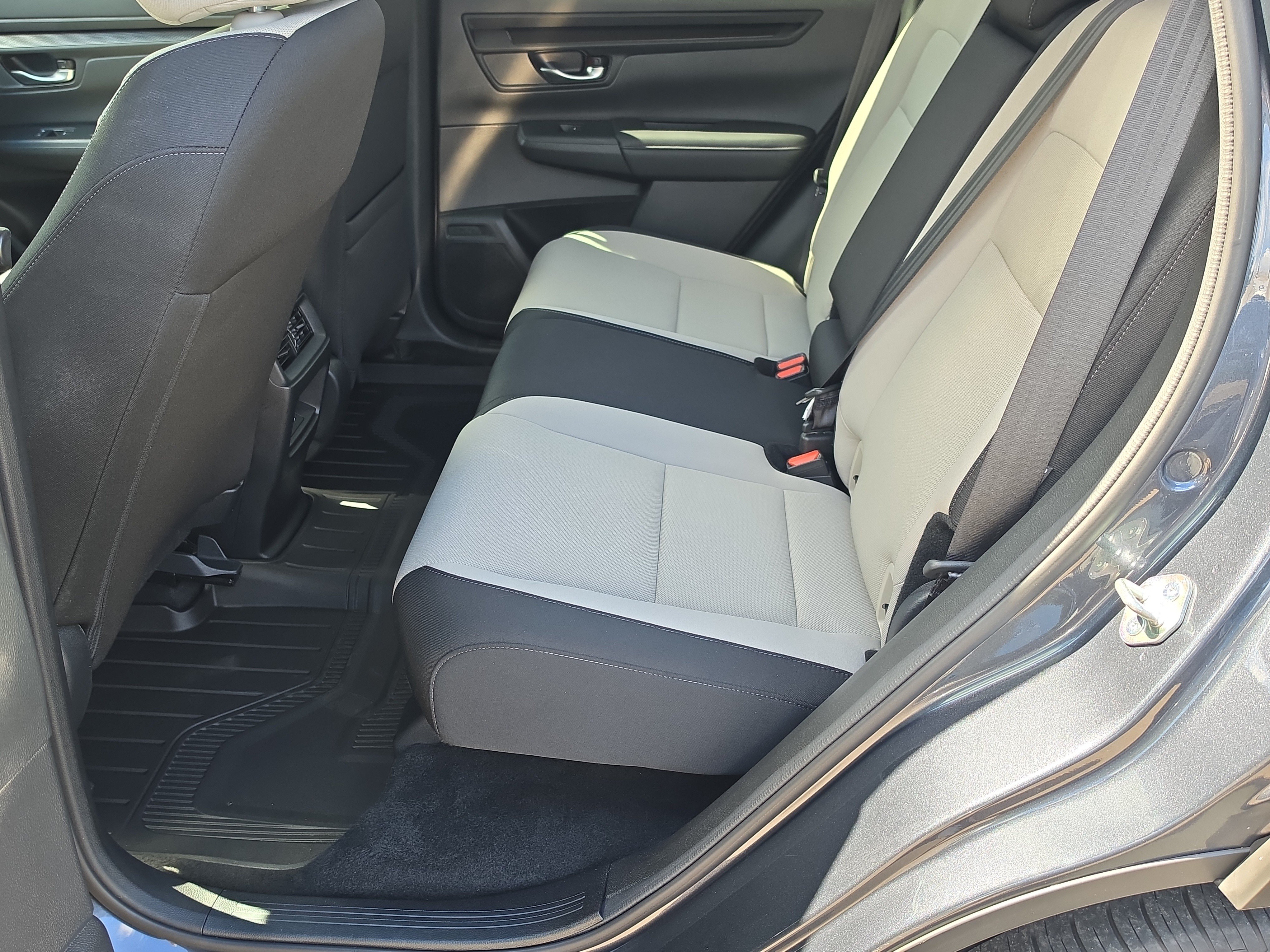 Used 2024 Honda CR-V EX image 16