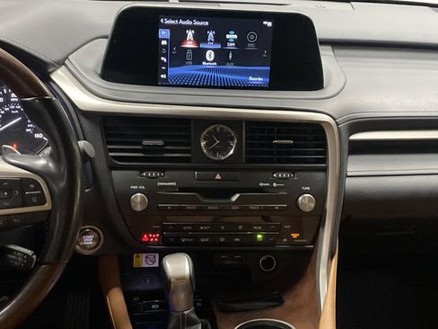 Used 2022 Lexus RX 350L FWD w/ Premium Package image 31