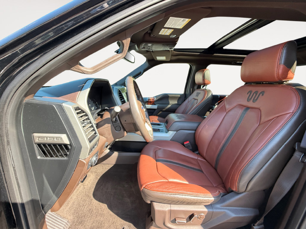 Used 2018 Ford F150 King Ranch w/ Equipment Group 601A Luxury AWD/4WD image 12