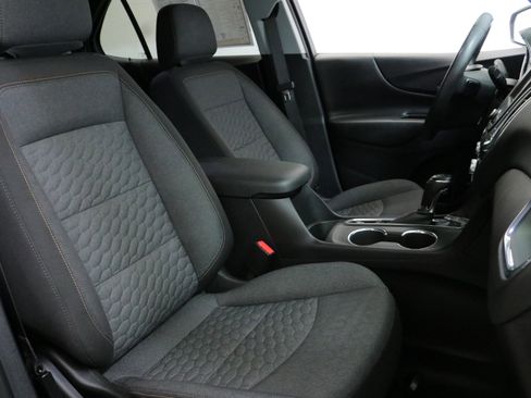 Used 2023 GMC Terrain SLT w/ Elevation Edition image 43