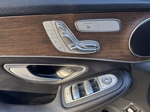 Used 2019 Mercedes-Benz C 300 Sedan image 15