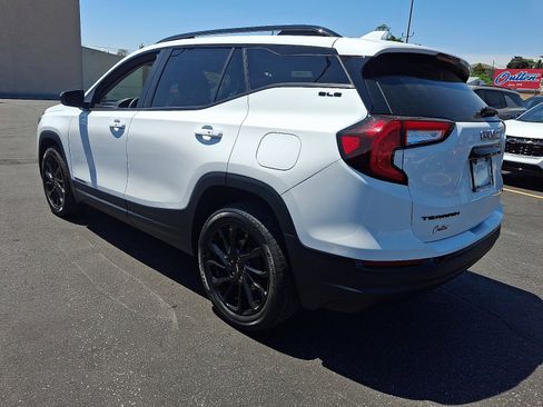 Used 2023 GMC Terrain SLE w/ Elevation Edition AWD/4WD image 3
