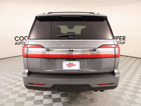 Used 2021 Lincoln Navigator Reserve w/ Luxury Package AWD/4WD image 23