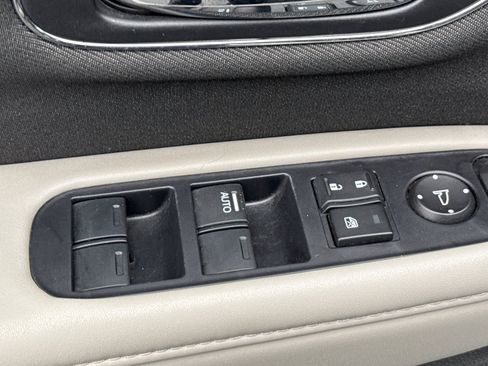 Certified 2022 Honda HR-V EX image 14