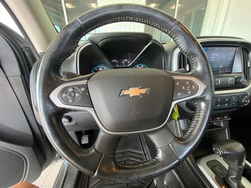 Used 2021 Chevrolet Colorado LT w/ Fleet Safety Package RWD image 17