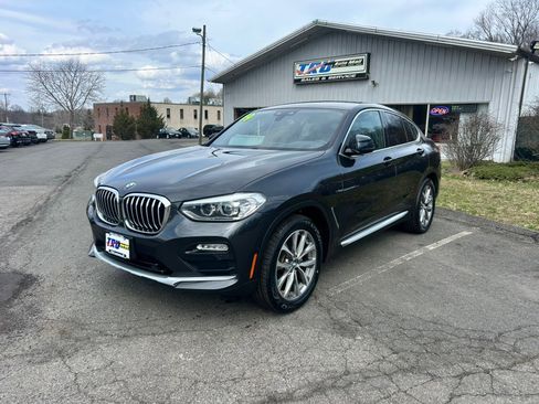 Used 2019 BMW X4 xDrive30i w/ Premium Package AWD/4WD image 2