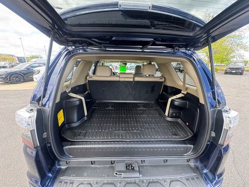 Used 2024 Toyota 4Runner Limited AWD/4WD image 11
