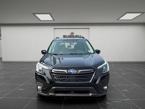 Certified 2023 Subaru Forester Limited AWD/4WD image 3