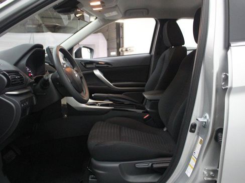 New 2026 Mitsubishi Eclipse Cross ES image 6
