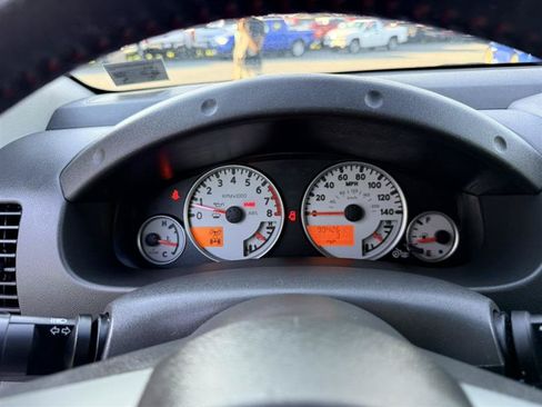 Used 2012 Nissan Frontier PRO-4X AWD/4WD image 26