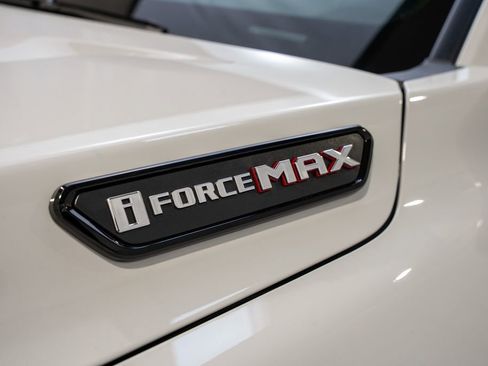 Used 2025 Toyota 4Runner TRD Off-Road image 12