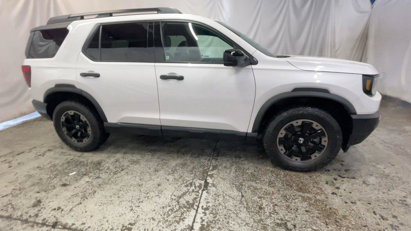 Used 2026 Honda Passport TrailSport Elite image 4