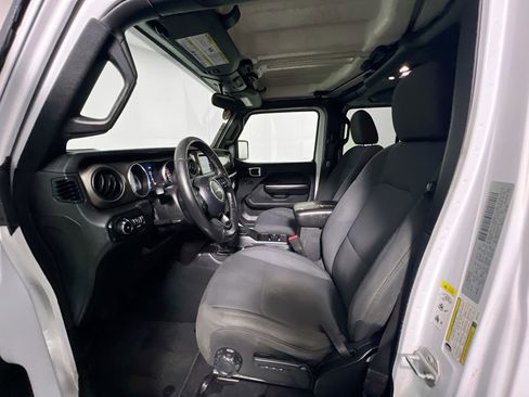 Used 2019 Jeep Wrangler Unlimited Sport S image 14