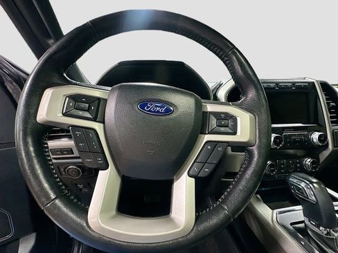 Used 2019 Ford F150 Lariat w/ Equipment Group 502A Luxury image 13