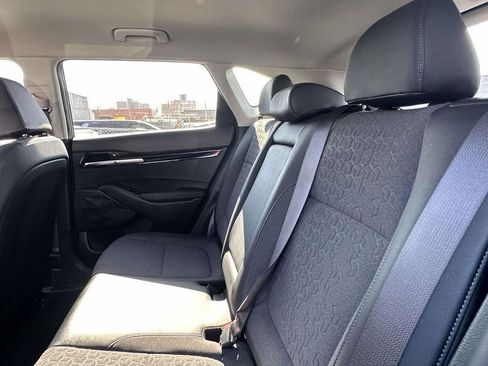 Certified 2025 Kia Seltos S AWD/4WD image 14