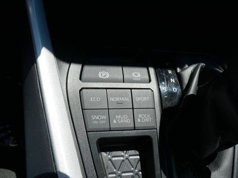 Certified 2025 Toyota RAV4 XLE AWD/4WD image 22