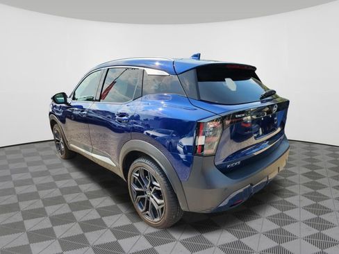 Certified 2025 Nissan Kicks SR w/ SR Premium Package AWD/4WD image 3