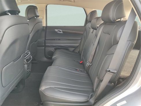 Used 2024 Genesis GV80 2.5T image 32