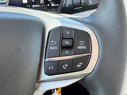 New 2026 Ford Explorer Active w/ Active Comfort Package image 15