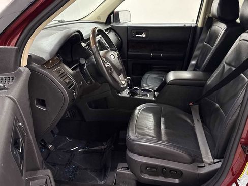 Used 2019 Ford Flex Limited image 13