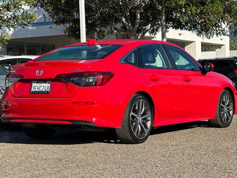 Used 2023 Honda Civic Touring image 4