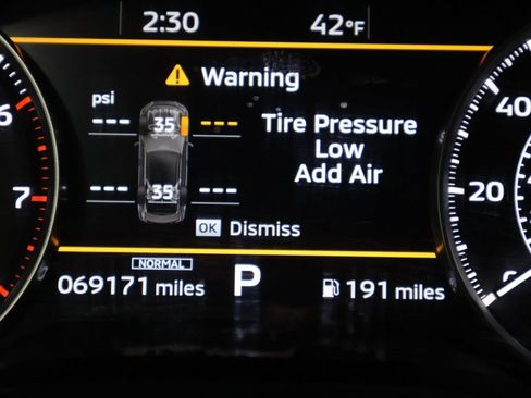 Used 2024 Mitsubishi Outlander SE image 41