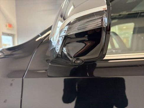 Used 2026 Chevrolet Tahoe Premier w/ Sun And Tow Package image 13