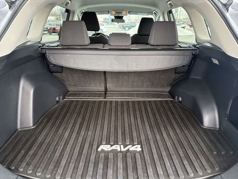 Certified 2019 Toyota RAV4 LE w/ All Weather Liner Package image 28