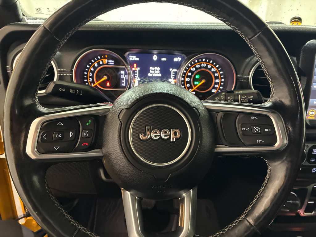 Used 2018 Jeep Wrangler Unlimited Sahara w/ Quick Order Package 24M Moab AWD/4WD image 14