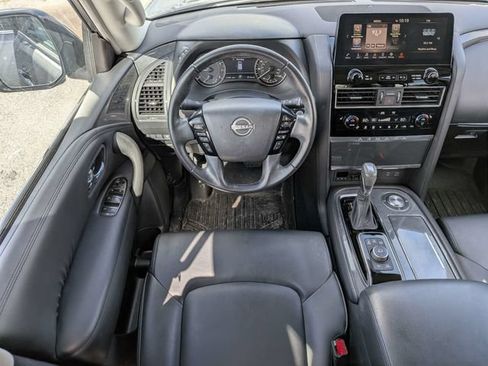 Used 2022 Nissan Armada SV w/ SV Appearance Package RWD image 15
