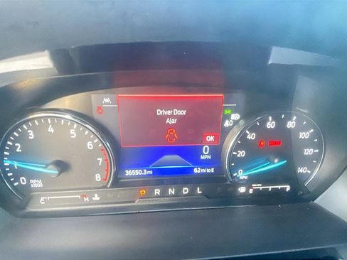 Used 2023 Ford Explorer XLT w/ Class IV Trailer Tow Package image 14