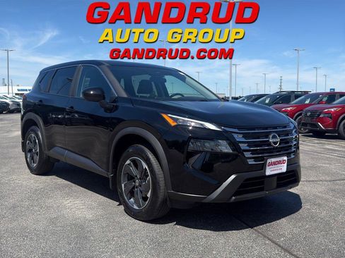 Certified 2026 Nissan Rogue SV AWD/4WD image 1